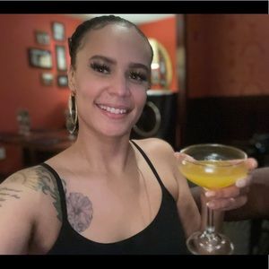 Meet your Posher, Tiffany